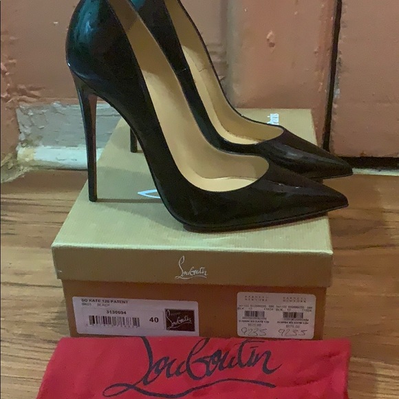 Christian Louboutin So Kate 120 Patent Black Pumps - Picture 4 of 6